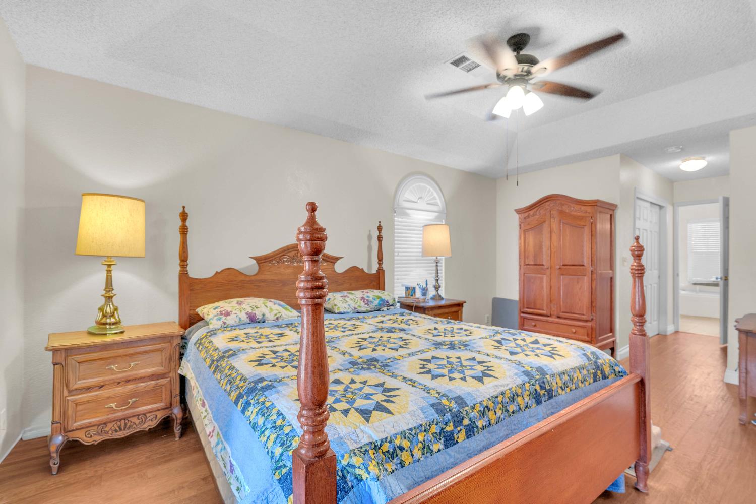 6107 N Tamera Ave, Fresno, CA 93711