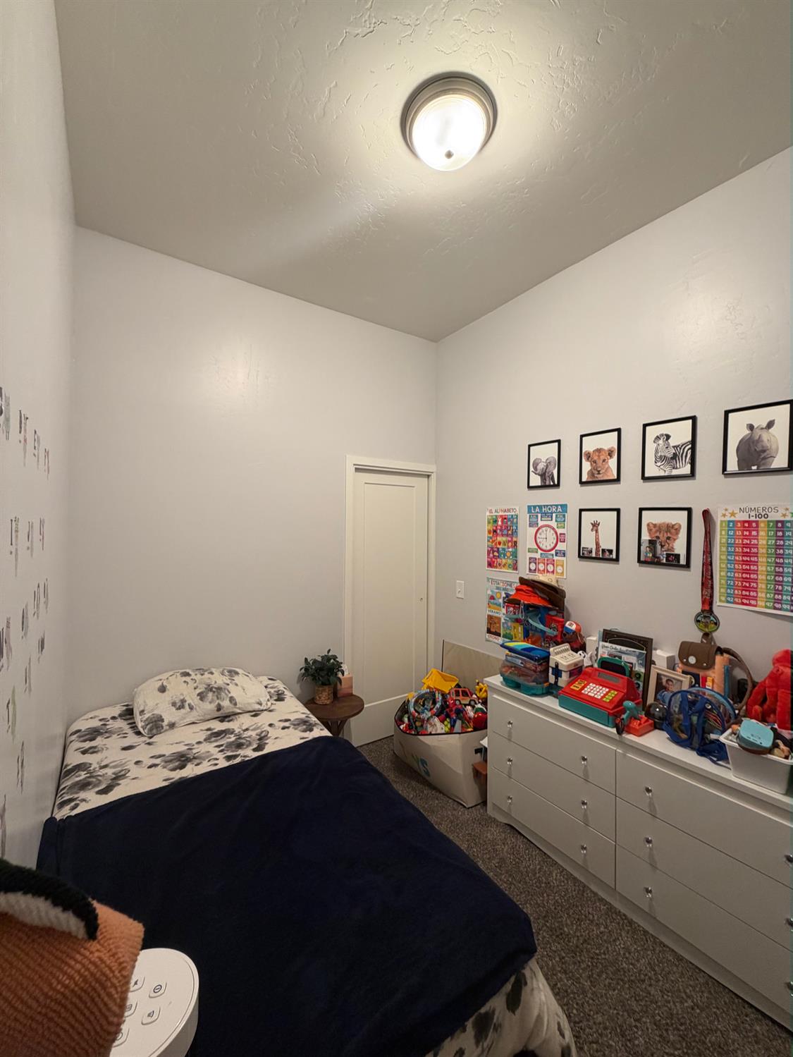 1044 K St, Reedley, CA 93654