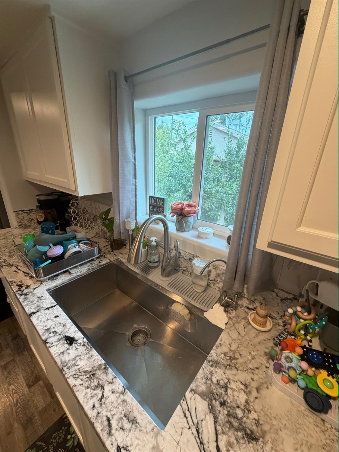 1044 K St, Reedley, CA 93654