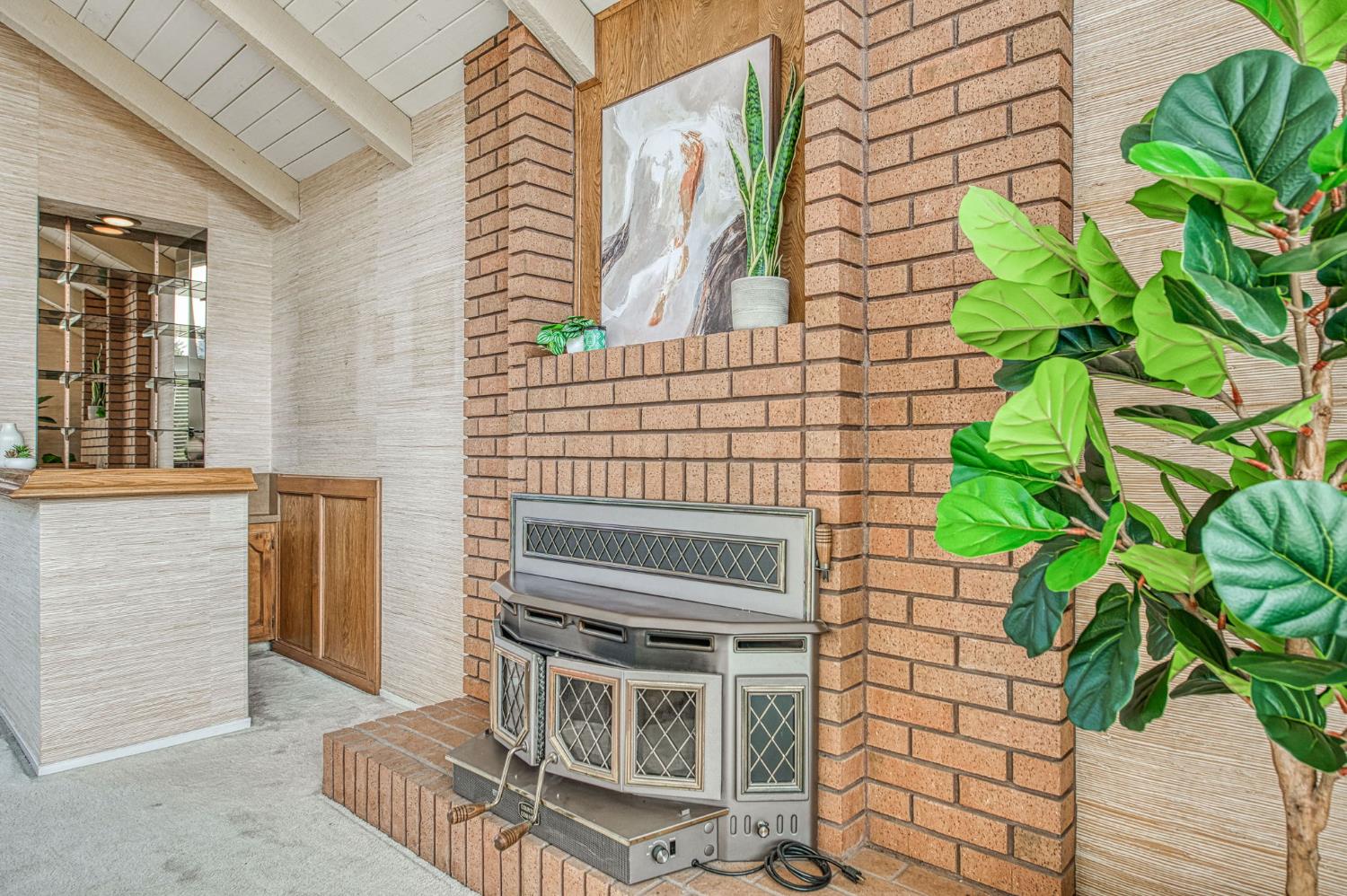 5453 E Butler Ave, Fresno, CA 93727