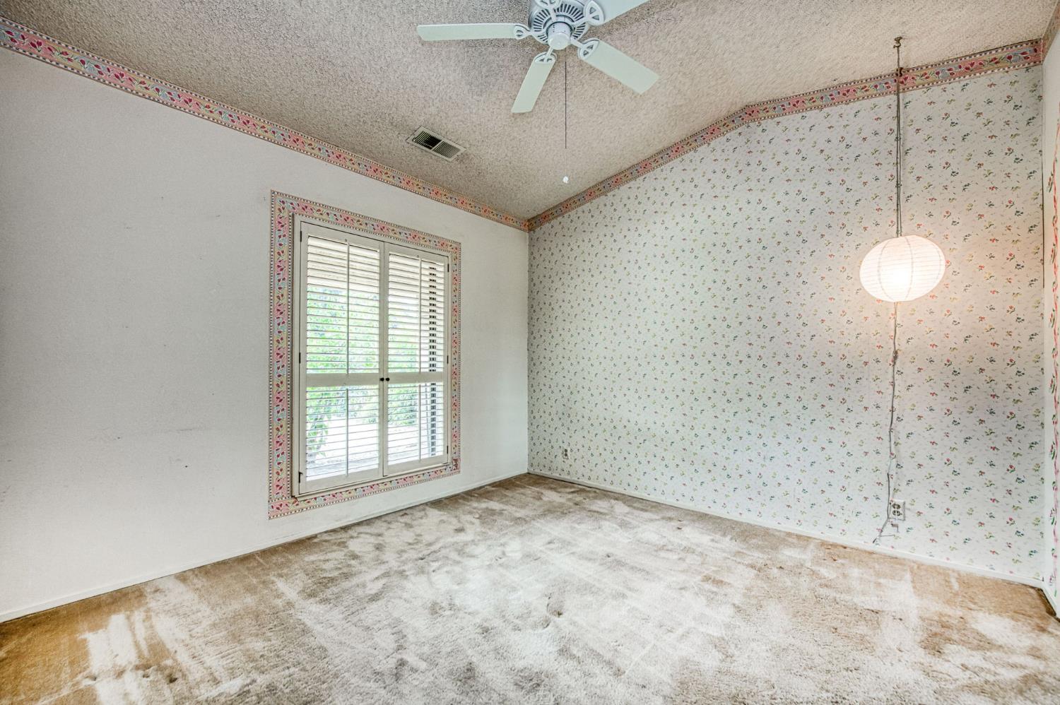 5453 E Butler Ave, Fresno, CA 93727