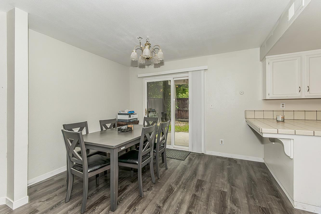 4727 E Alamos Ave #106A, Fresno, CA 93726