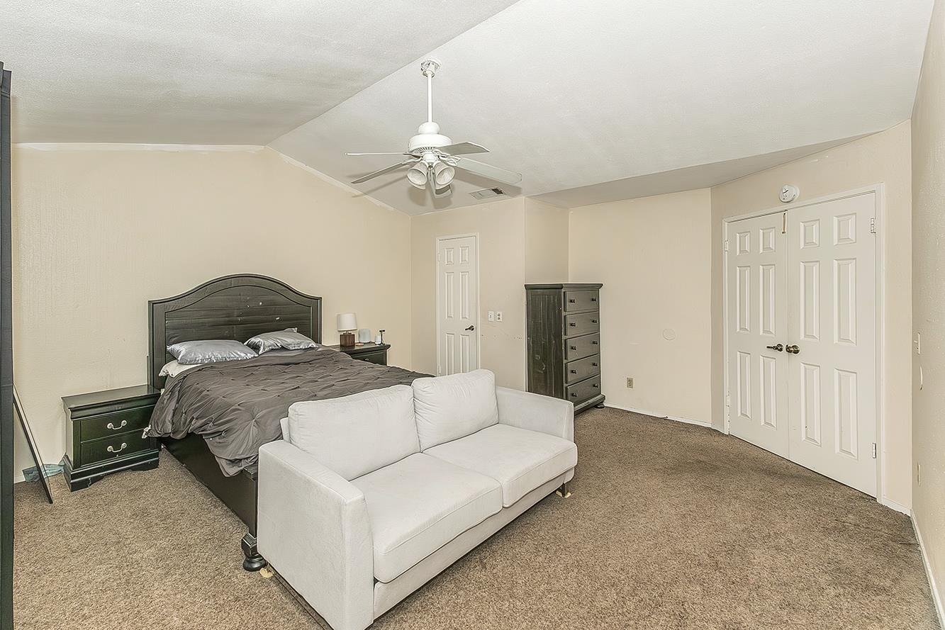 4727 E Alamos Ave #106A, Fresno, CA 93726