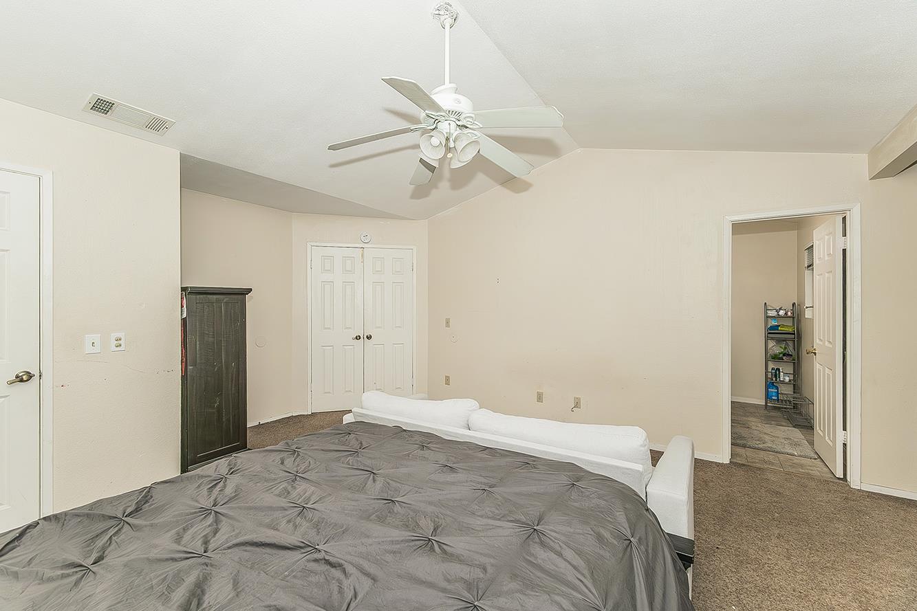 4727 E Alamos Ave #106A, Fresno, CA 93726