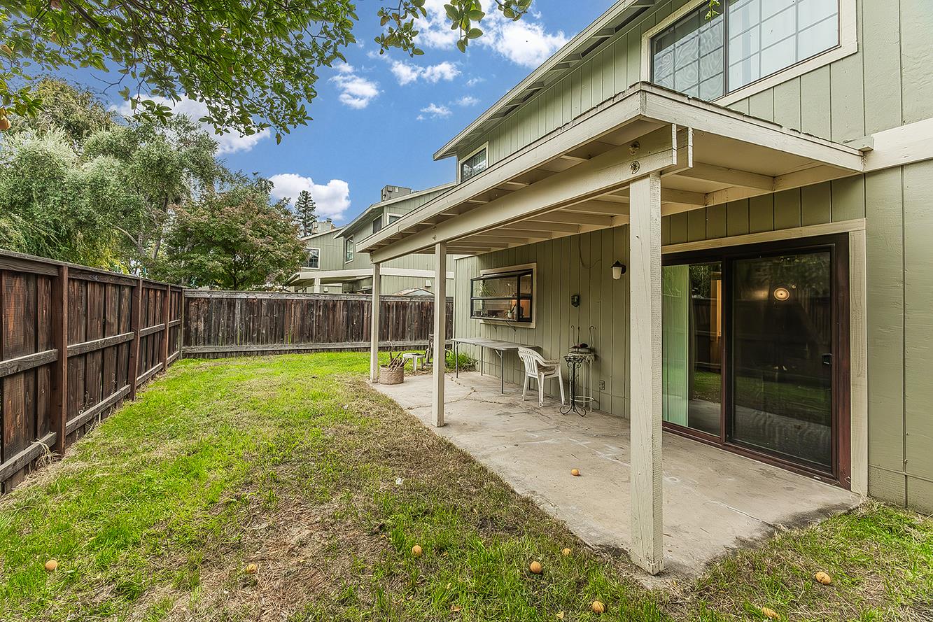 4727 E Alamos Ave #106A, Fresno, CA 93726