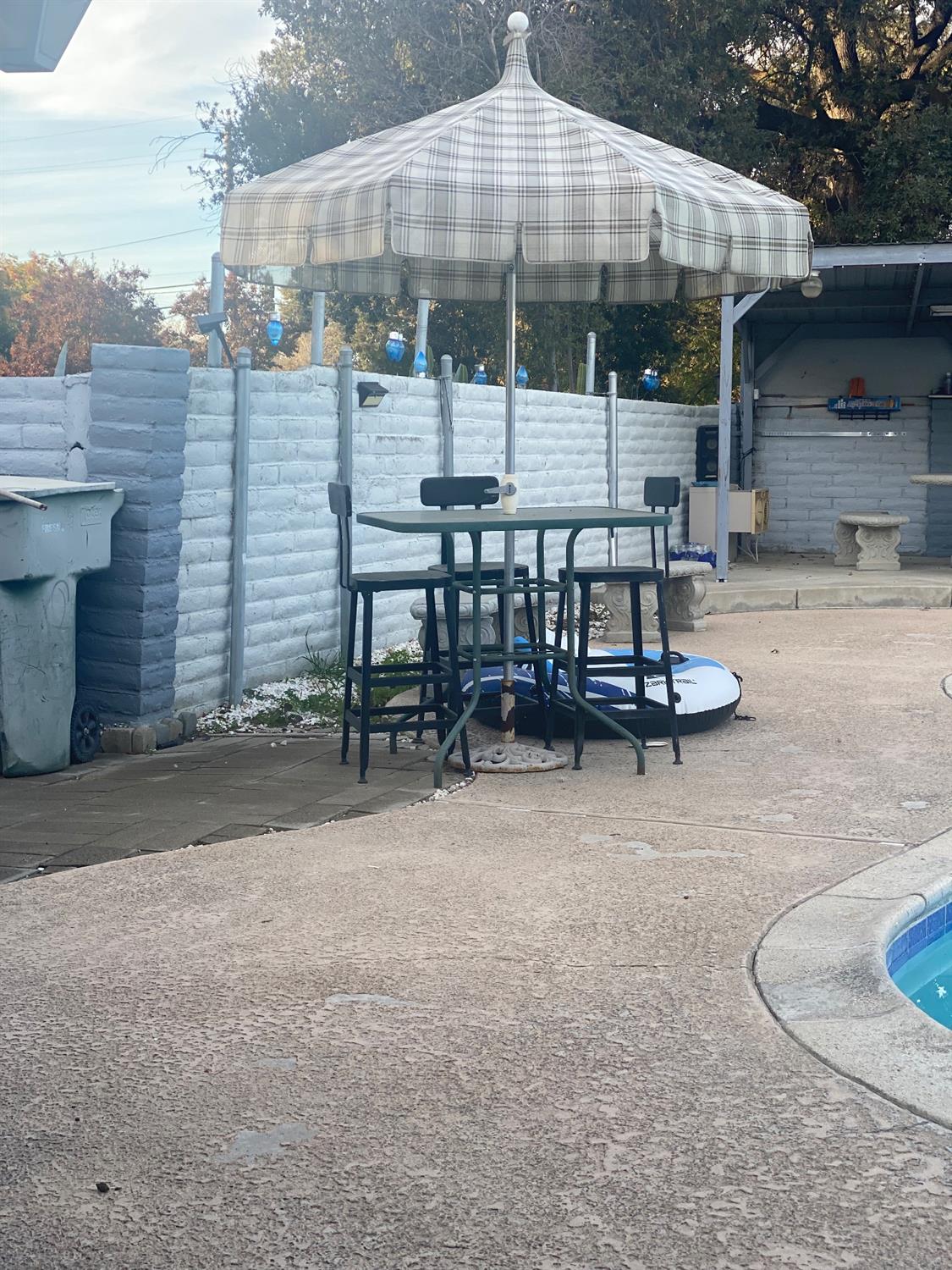 550 N Yosemite Ave, Fresno, CA 93728