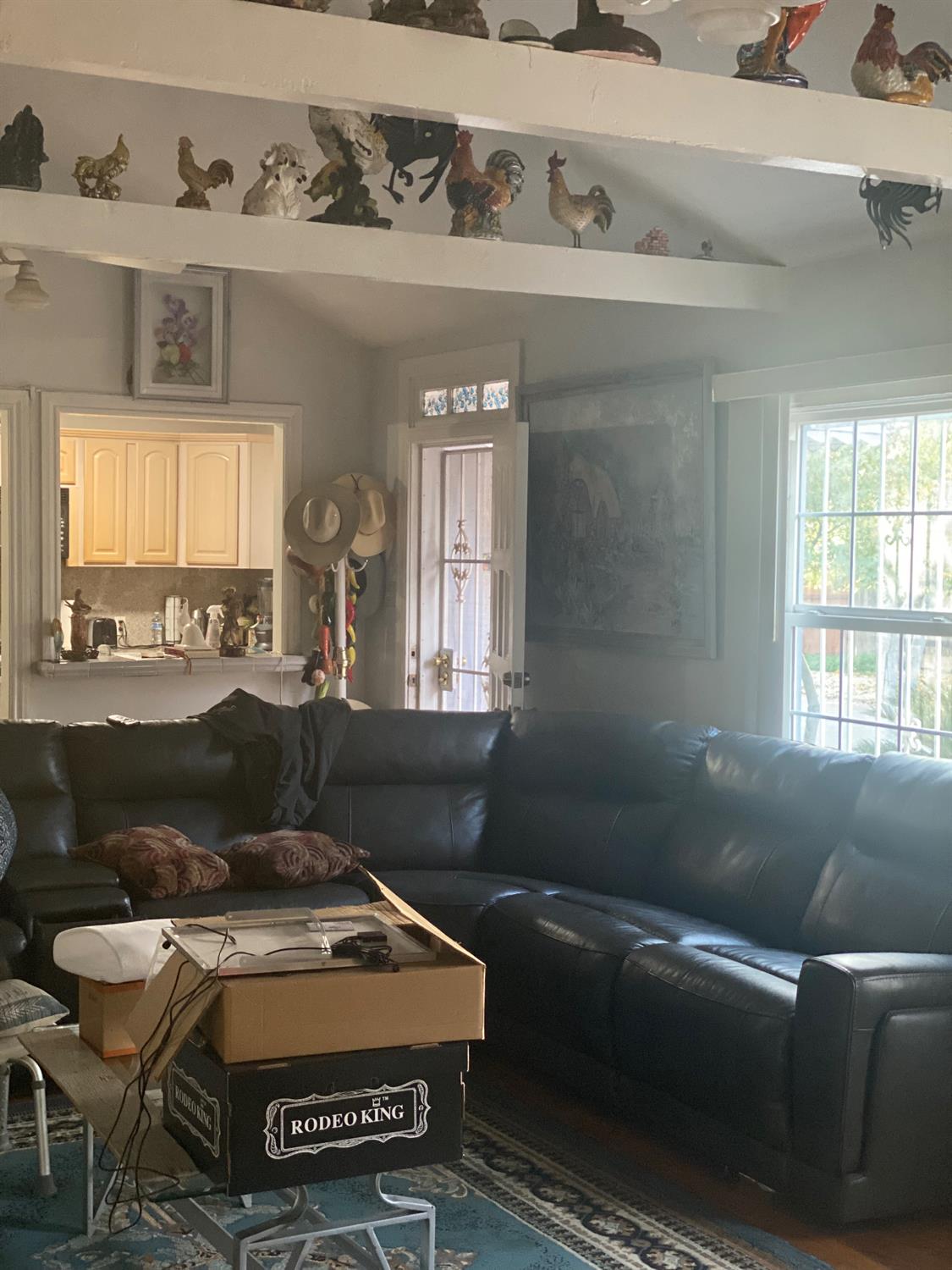 550 N Yosemite Ave, Fresno, CA 93728