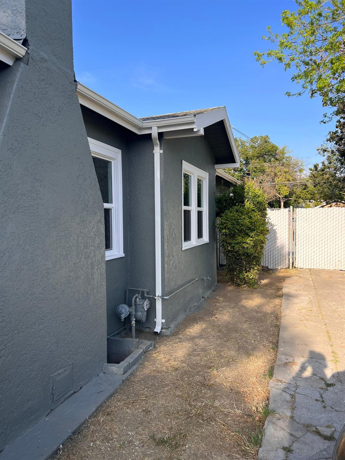 907 S 7Th St, Fresno, CA 93702