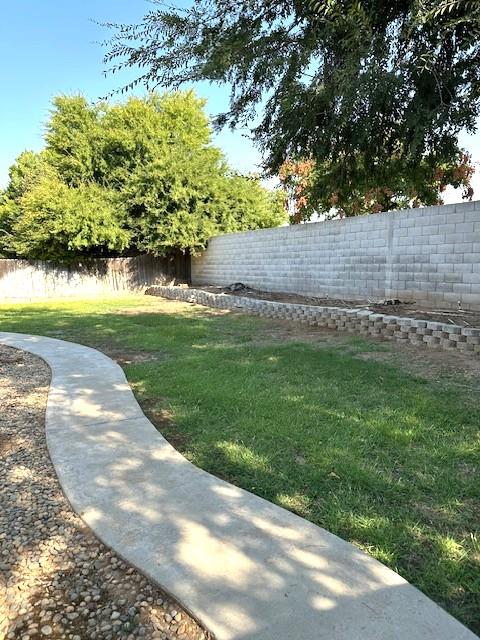 6508 N Lodi Ave, Fresno, CA 93722
