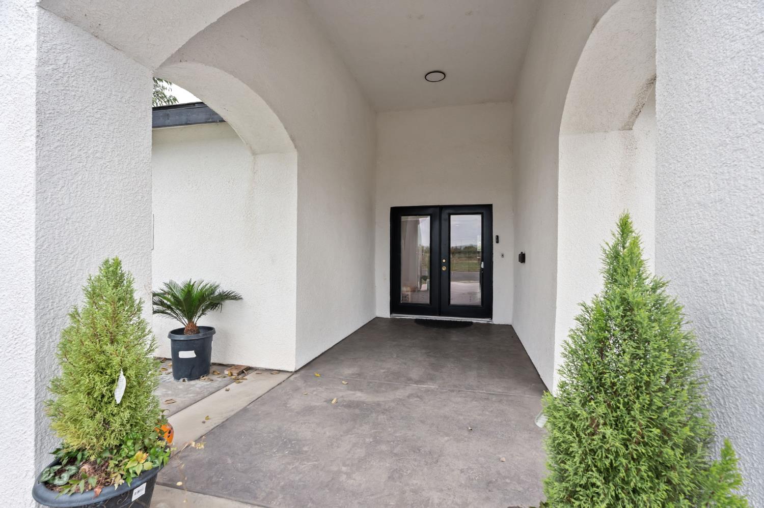 325 W Lorena Ave, Fresno, CA 93706