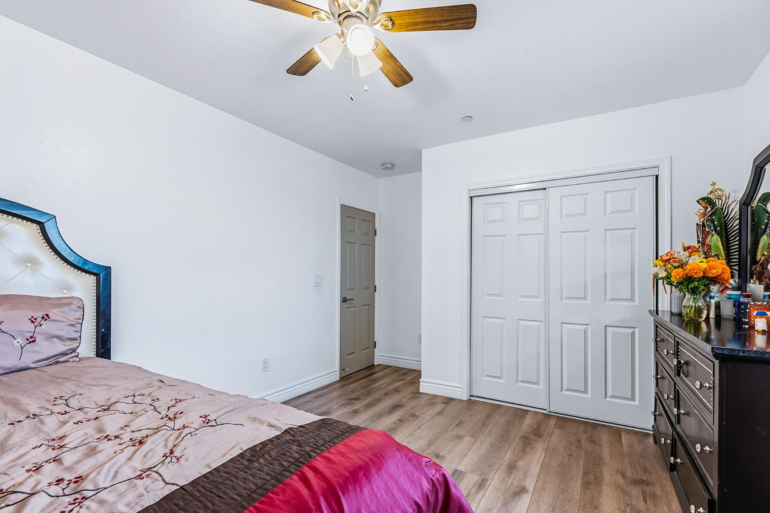 325 W Lorena Ave, Fresno, CA 93706