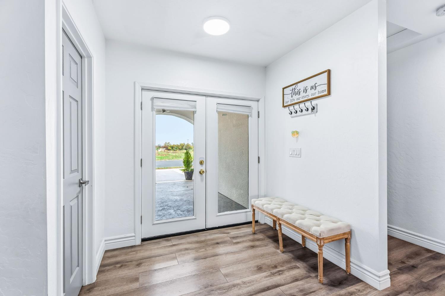 325 W Lorena Ave, Fresno, CA 93706