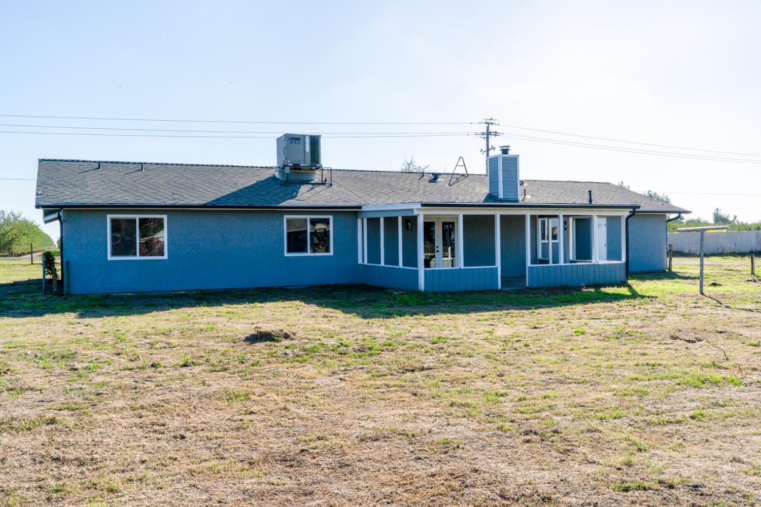 15912 Idaho Ave, Lemoore, CA 93245