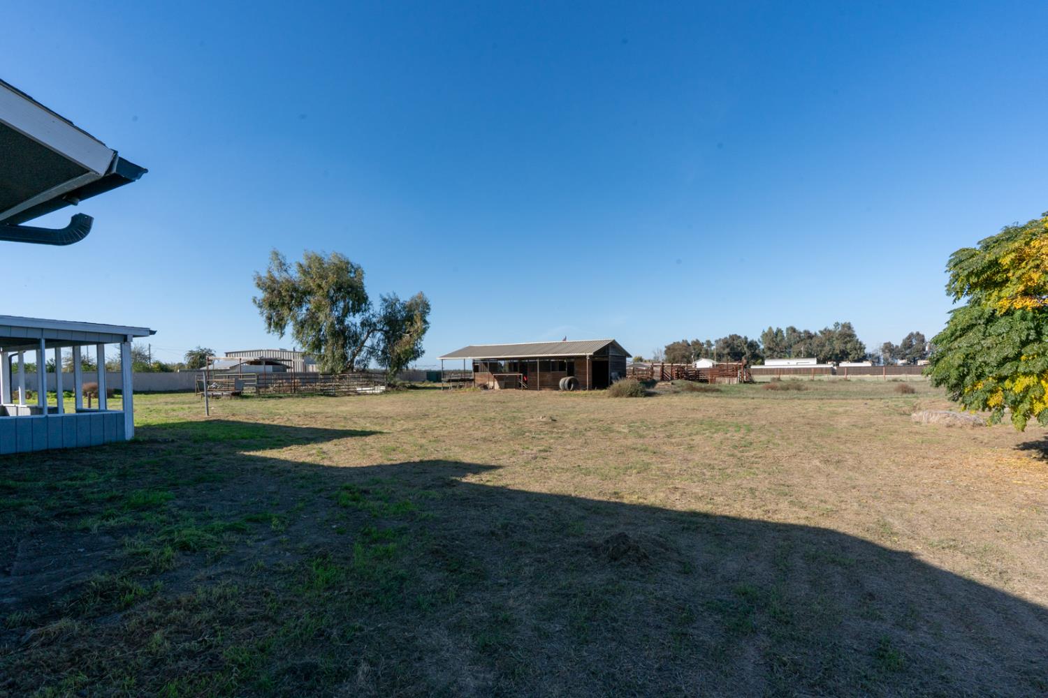15912 Idaho Ave, Lemoore, CA 93245