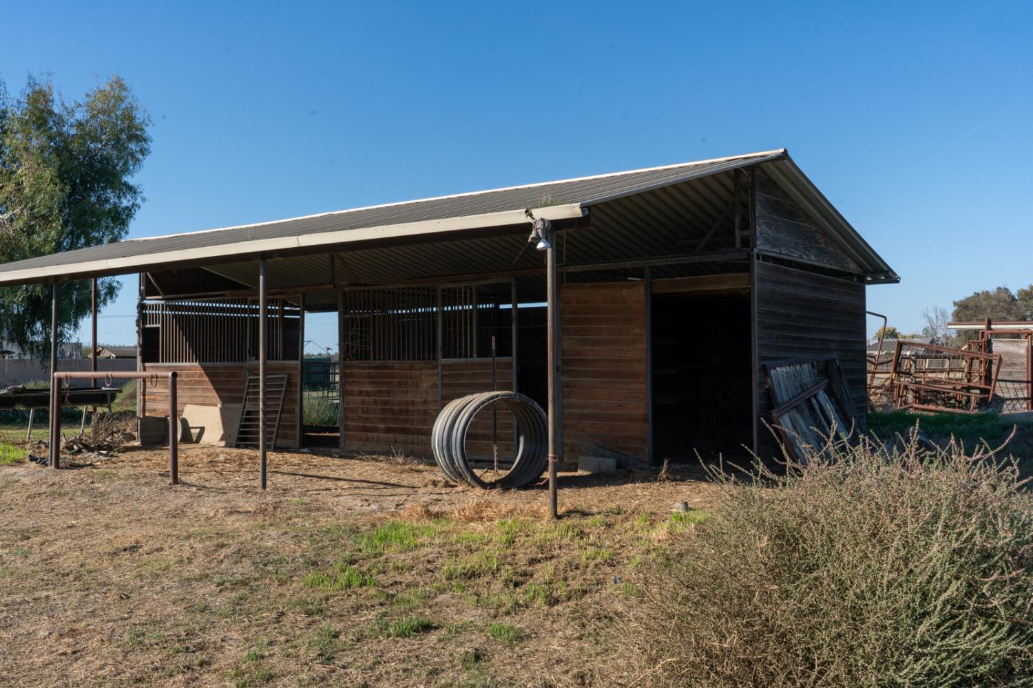 15912 Idaho Ave, Lemoore, CA 93245