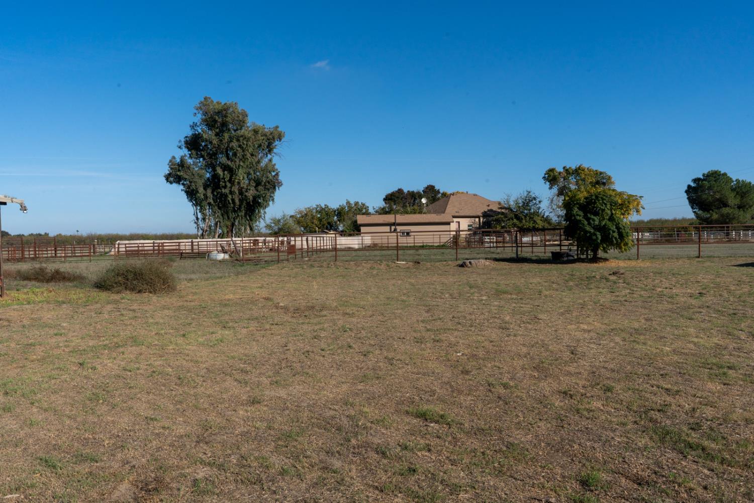 15912 Idaho Ave, Lemoore, CA 93245