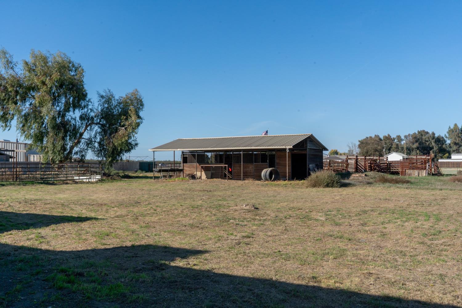 15912 Idaho Ave, Lemoore, CA 93245