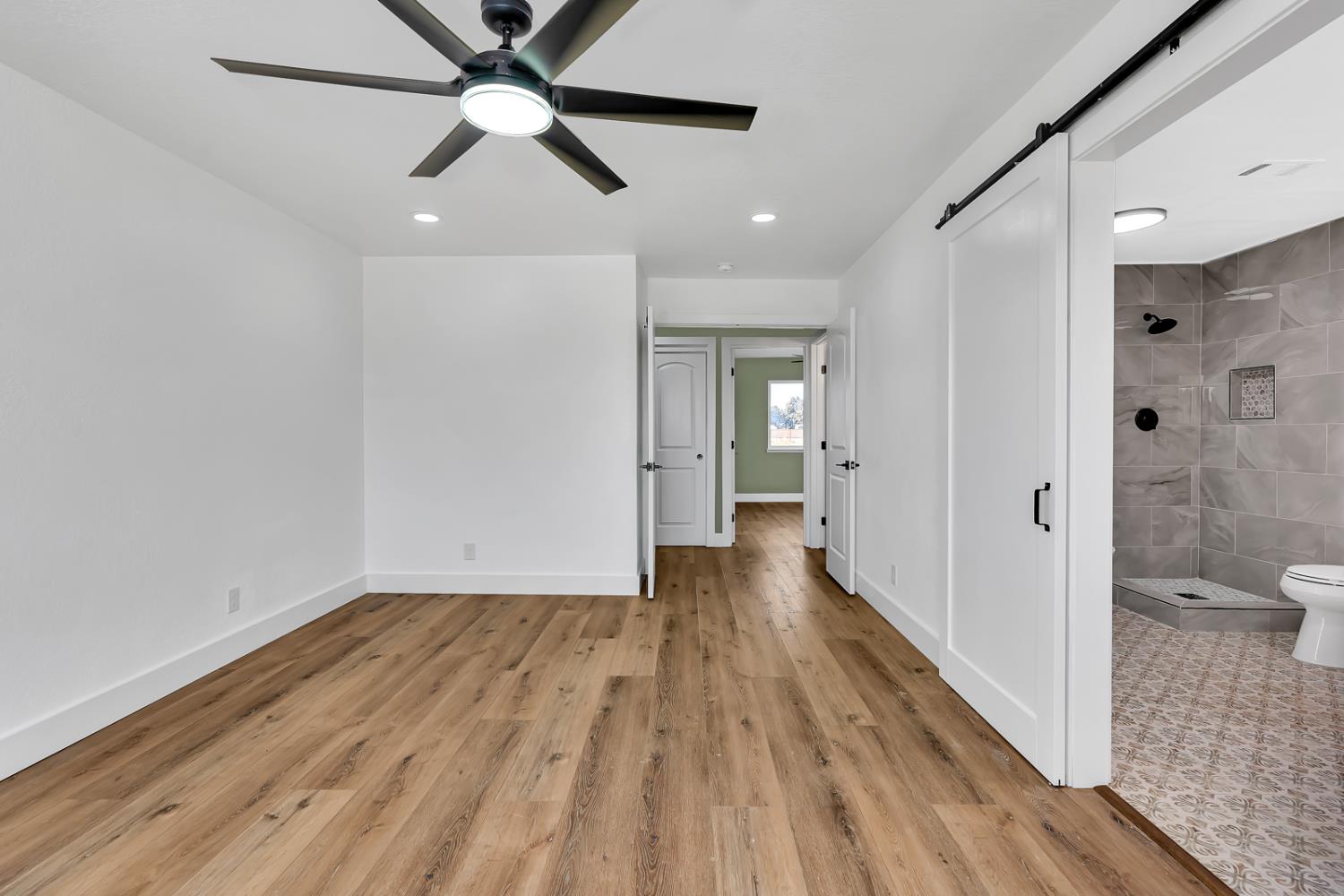 15912 Idaho Ave, Lemoore, CA 93245