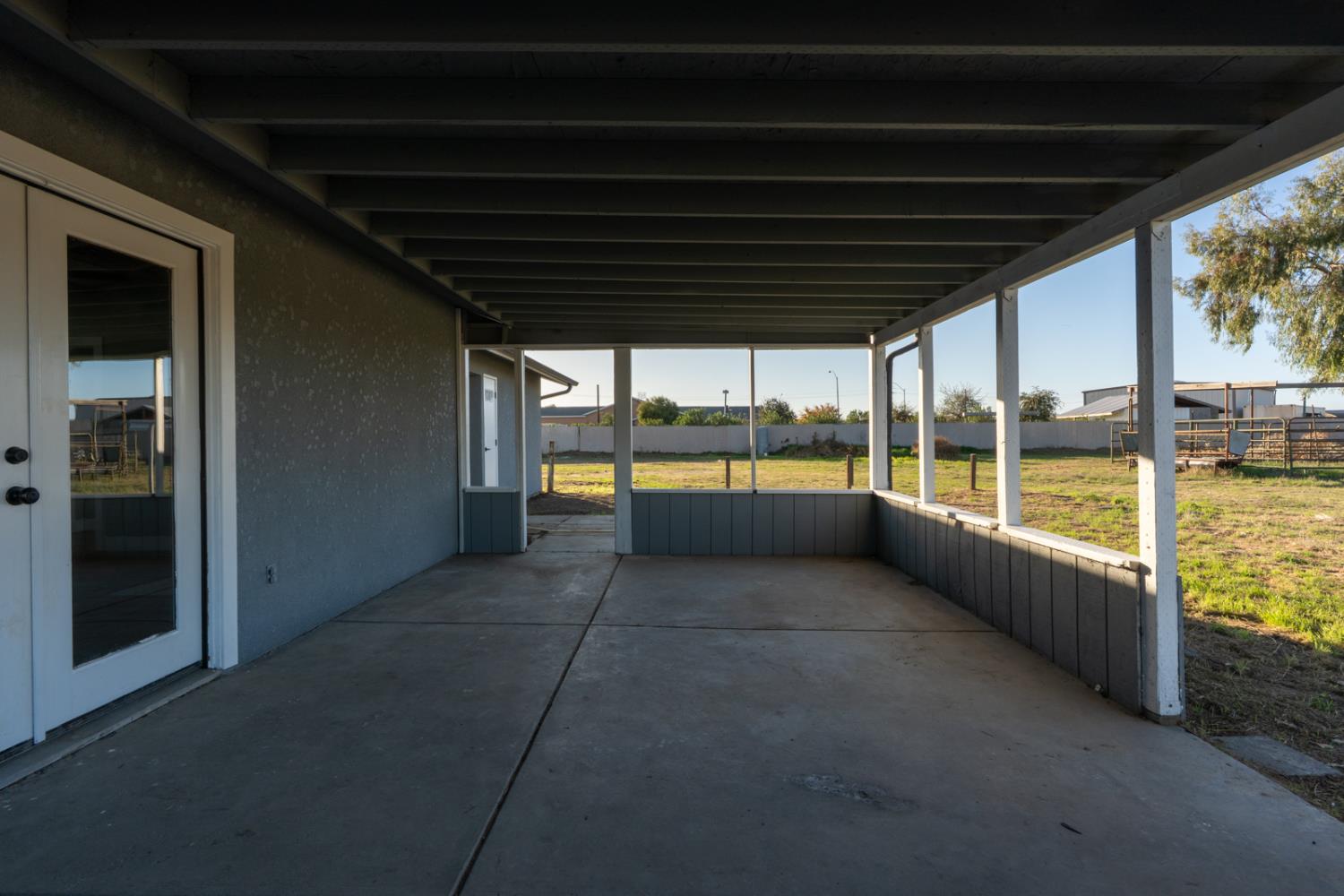 15912 Idaho Ave, Lemoore, CA 93245