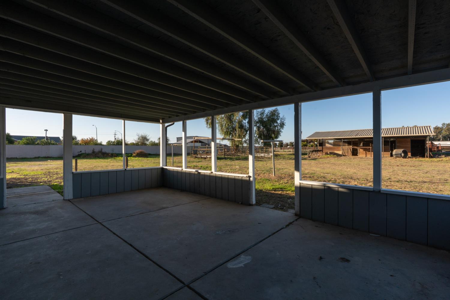 15912 Idaho Ave, Lemoore, CA 93245