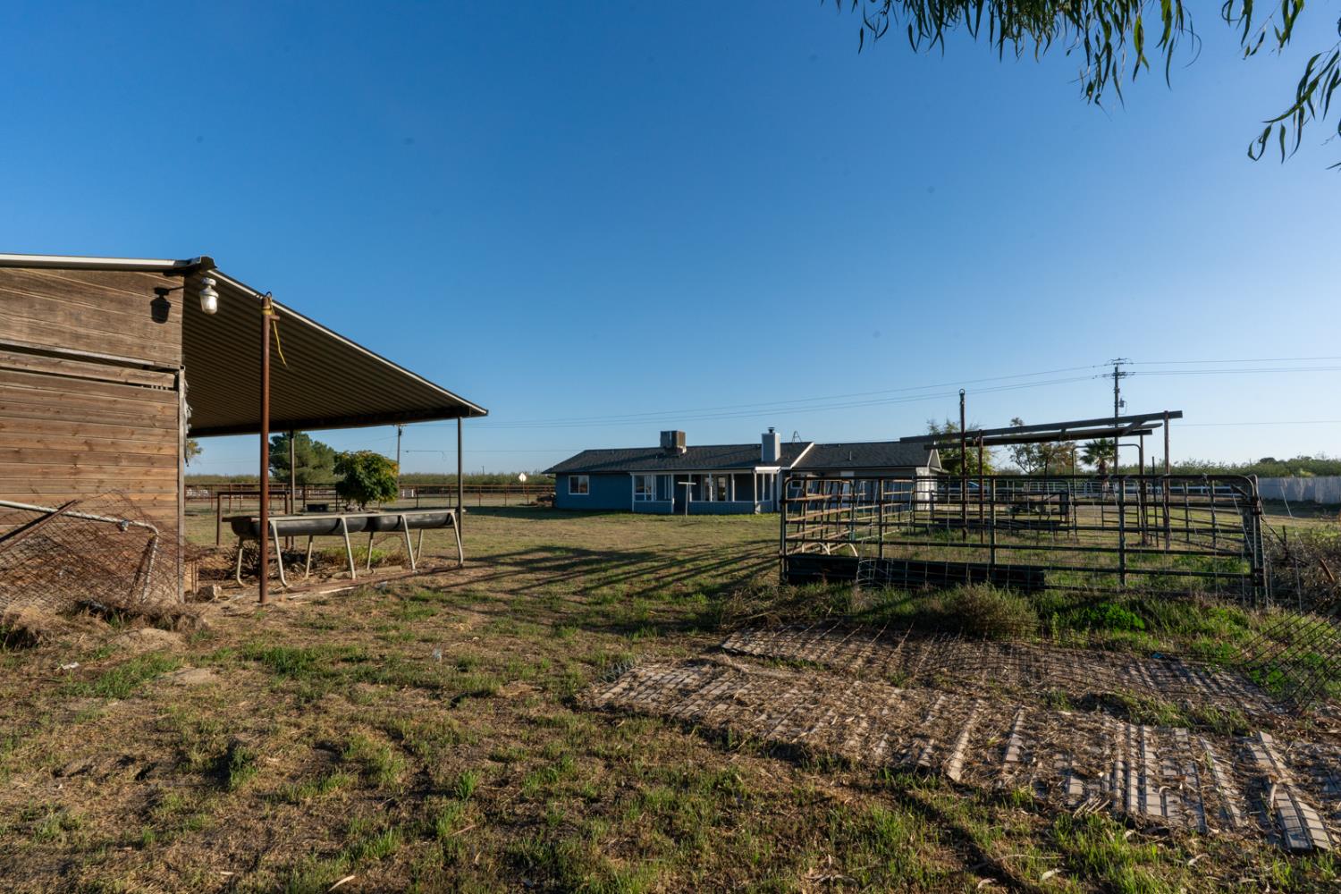 15912 Idaho Ave, Lemoore, CA 93245