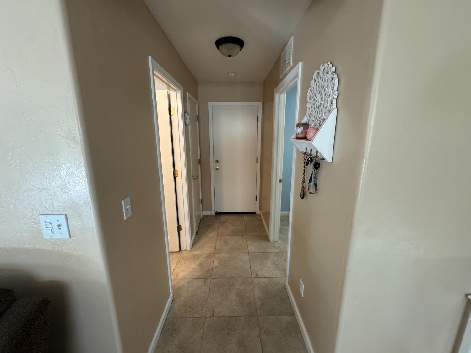 6349 E Braly Ave, Fresno, CA 93727