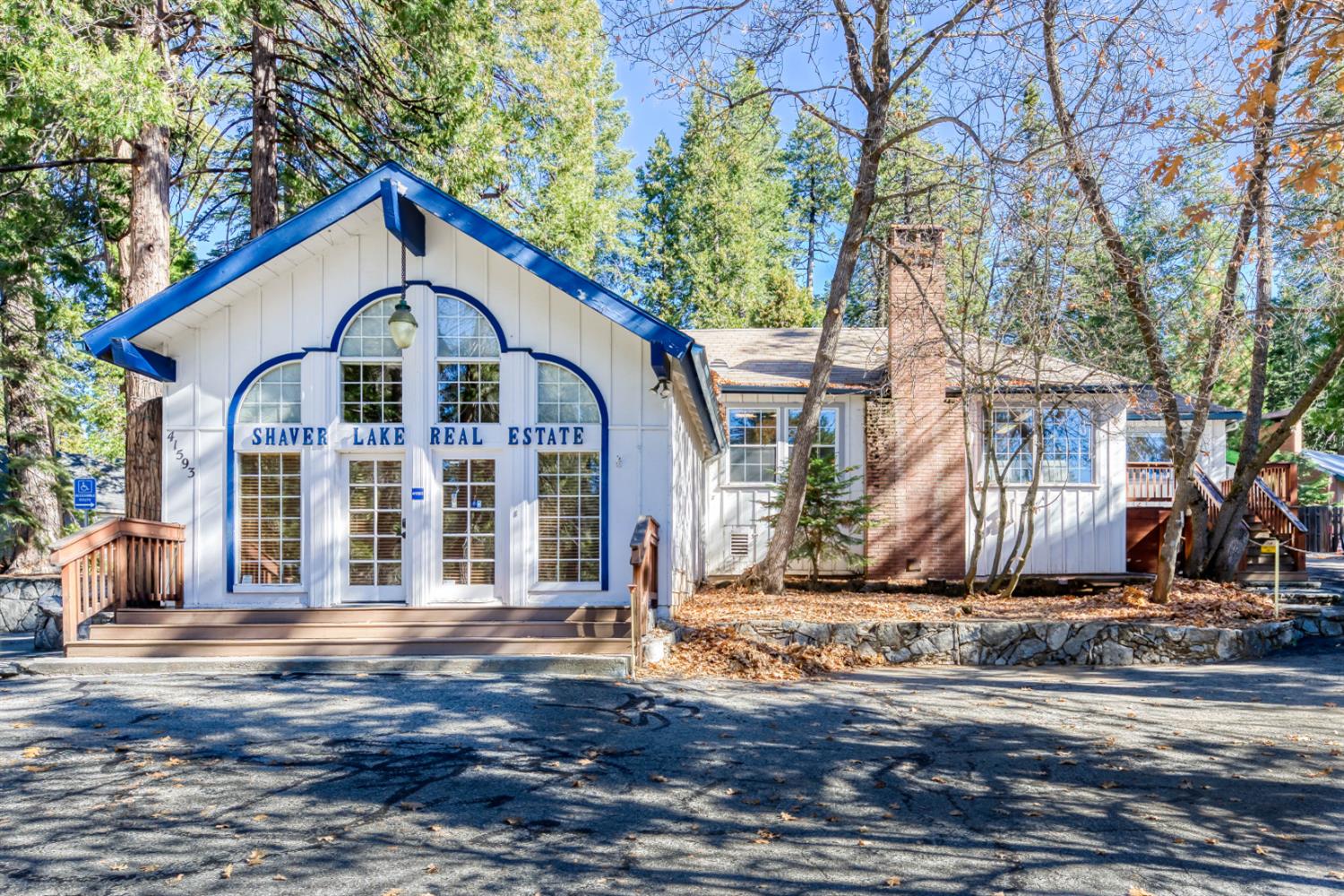 41593 Tollhouse Rd, Shaver Lake, CA 93664