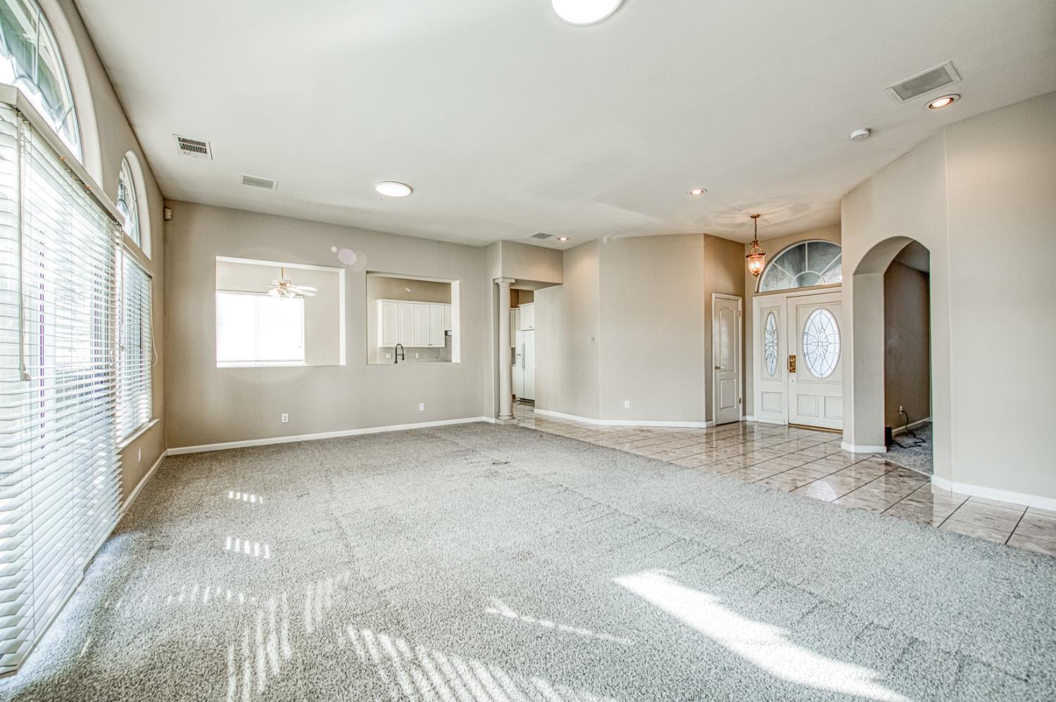 2140 W Rue St Michel, Fresno, CA 93711