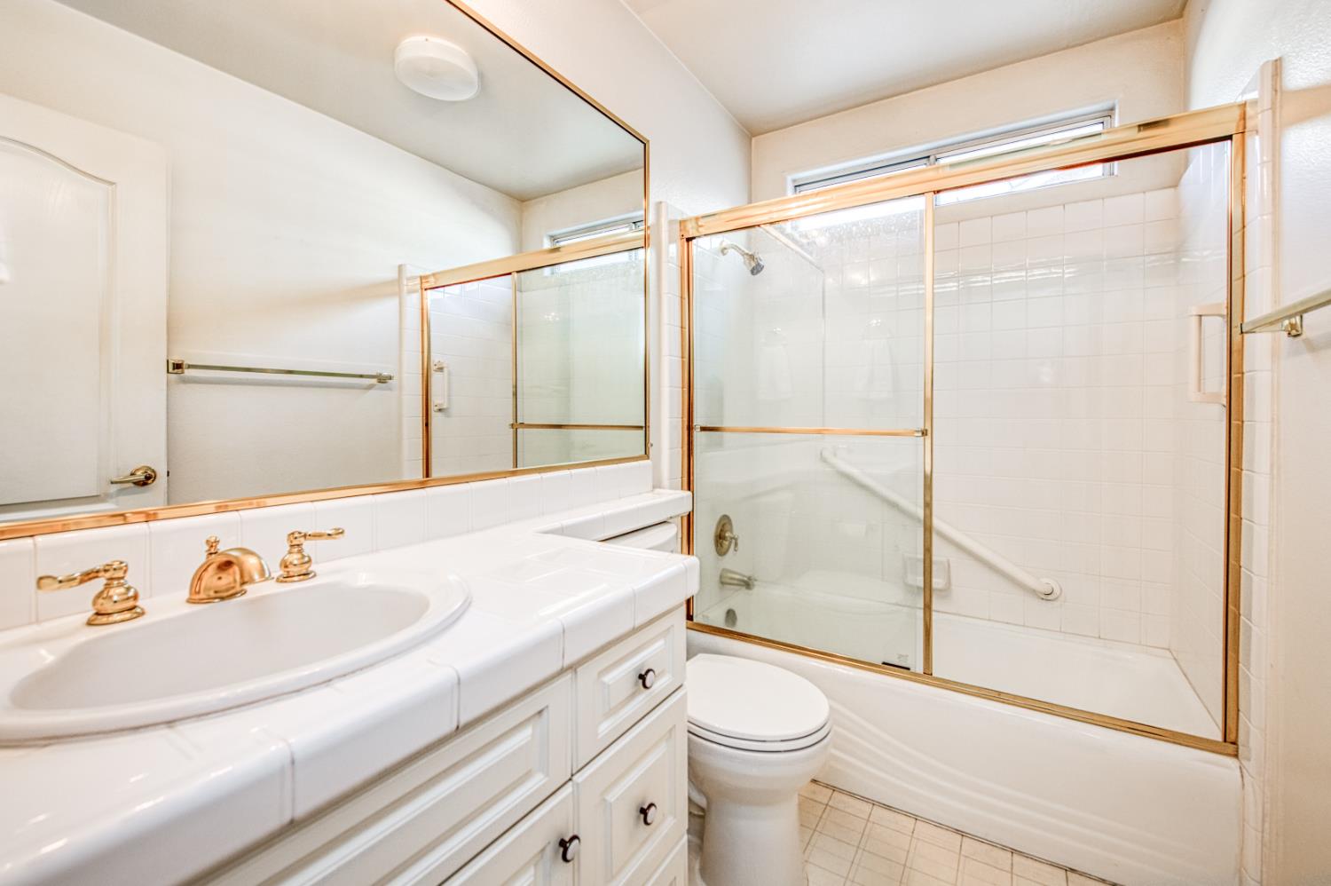 2140 W Rue St Michel, Fresno, CA 93711