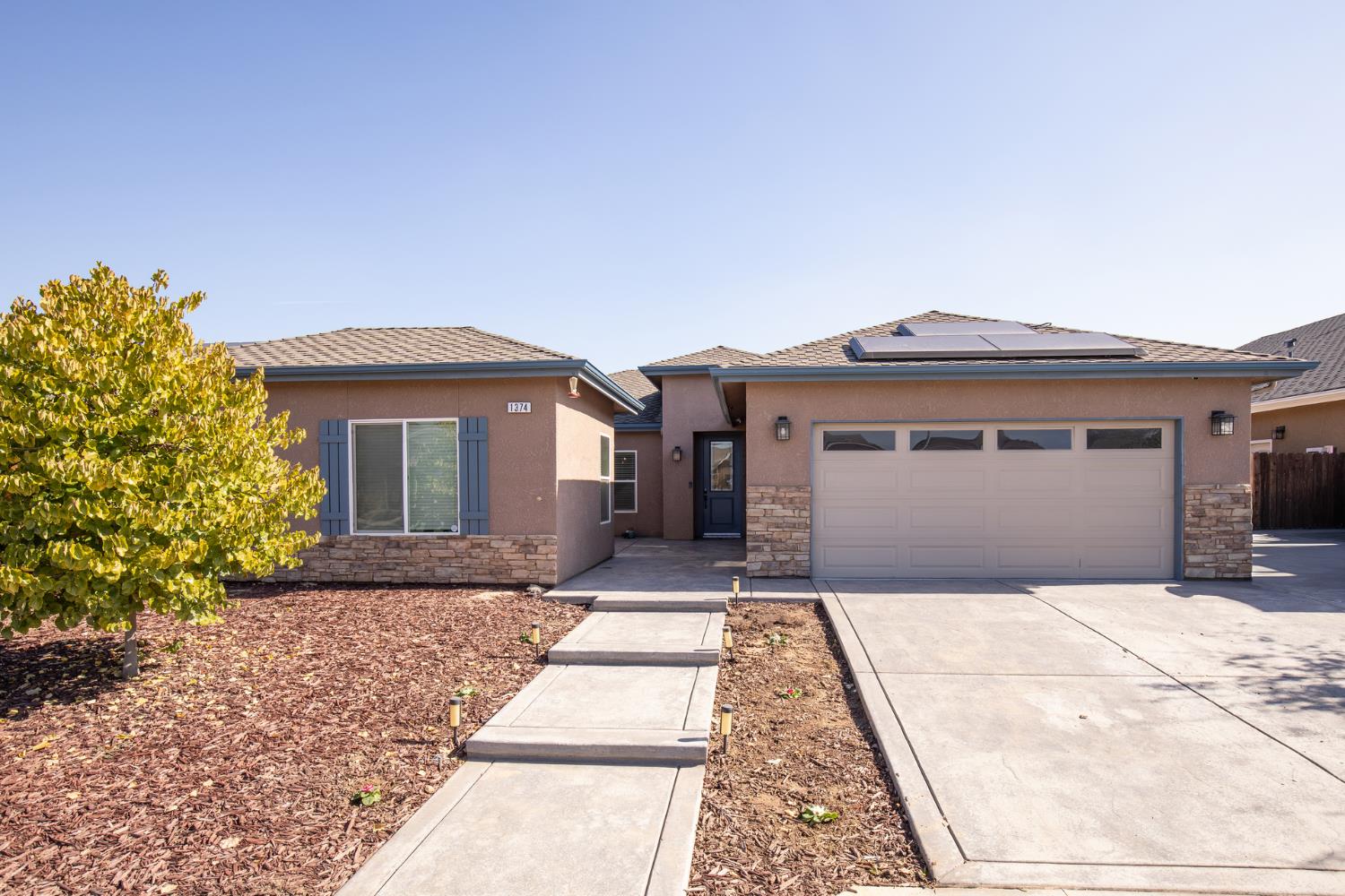 1374 Enns, Reedley, CA 93654
