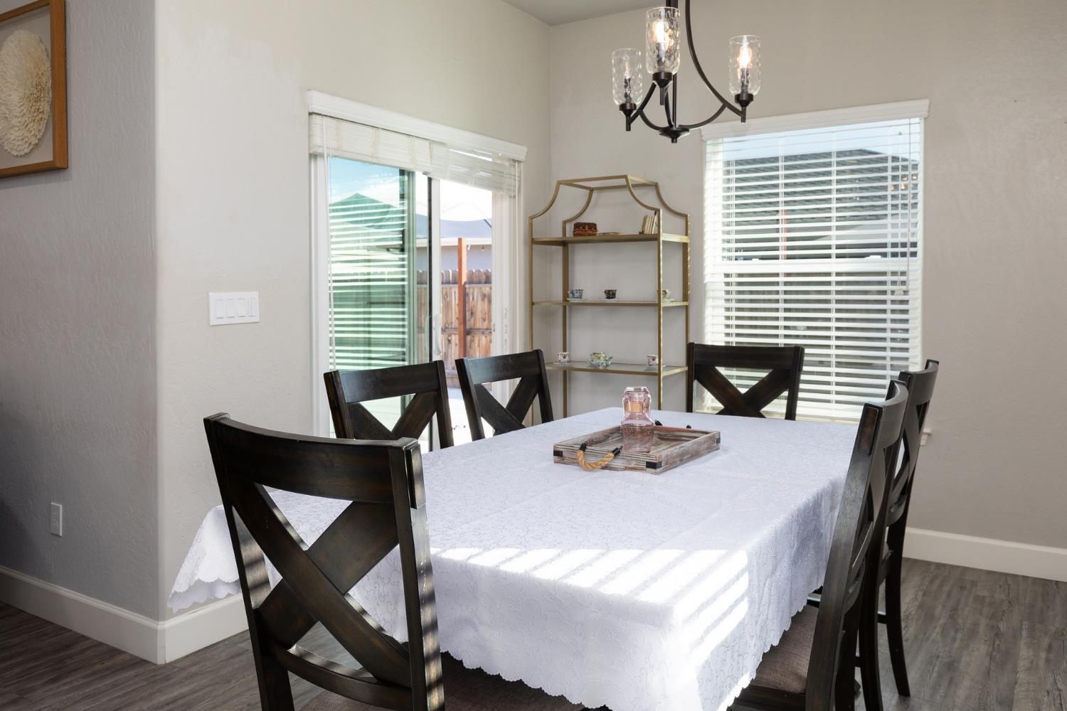 1374 Enns, Reedley, CA 93654