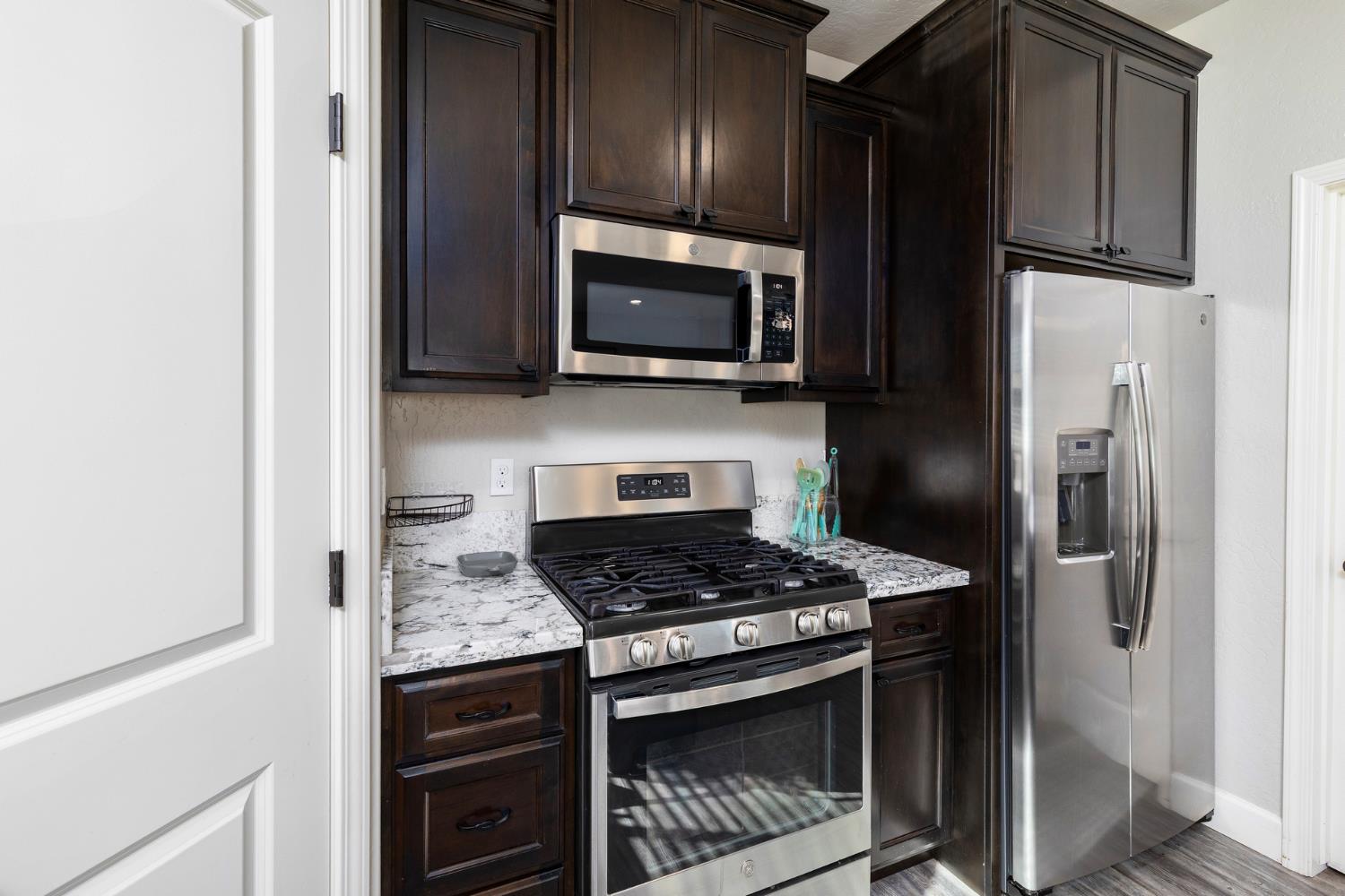 1374 Enns, Reedley, CA 93654