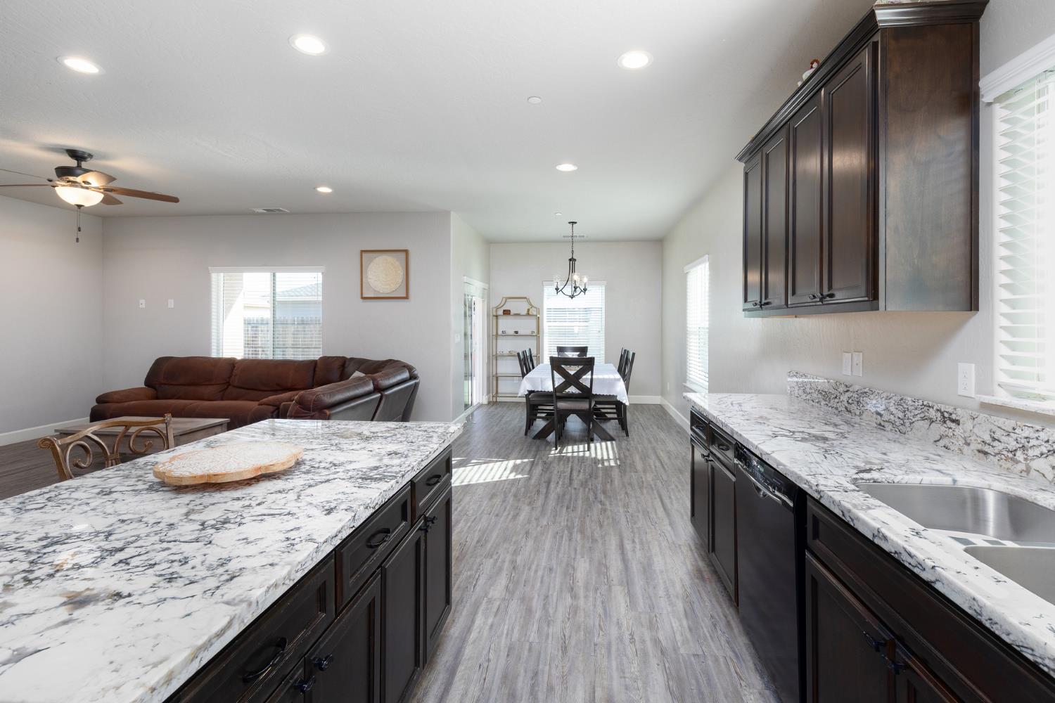 1374 Enns, Reedley, CA 93654