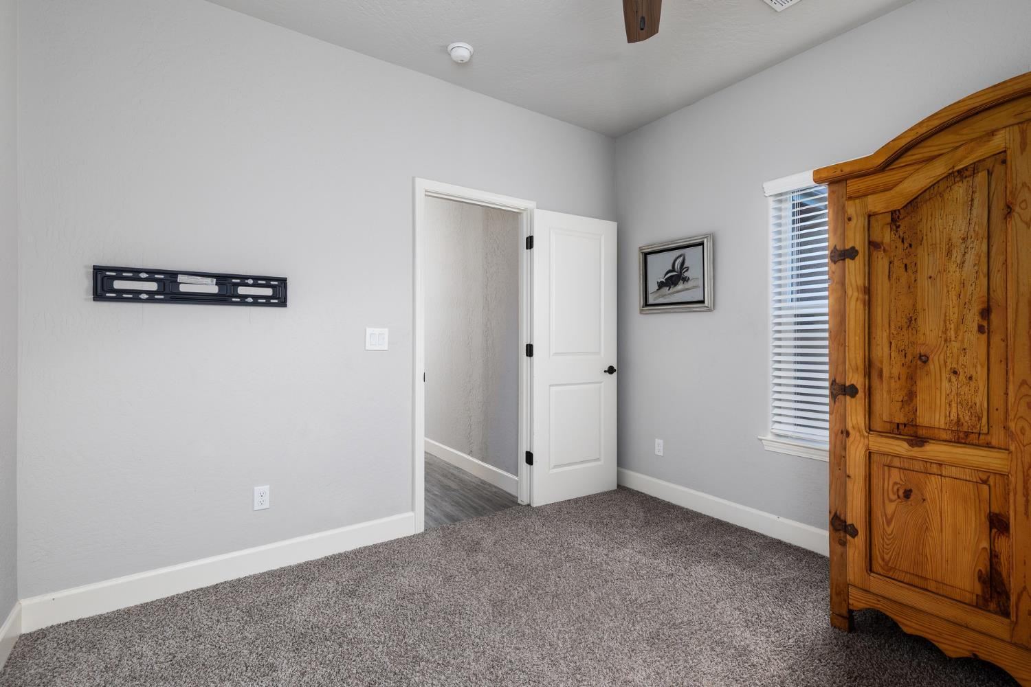 1374 Enns, Reedley, CA 93654