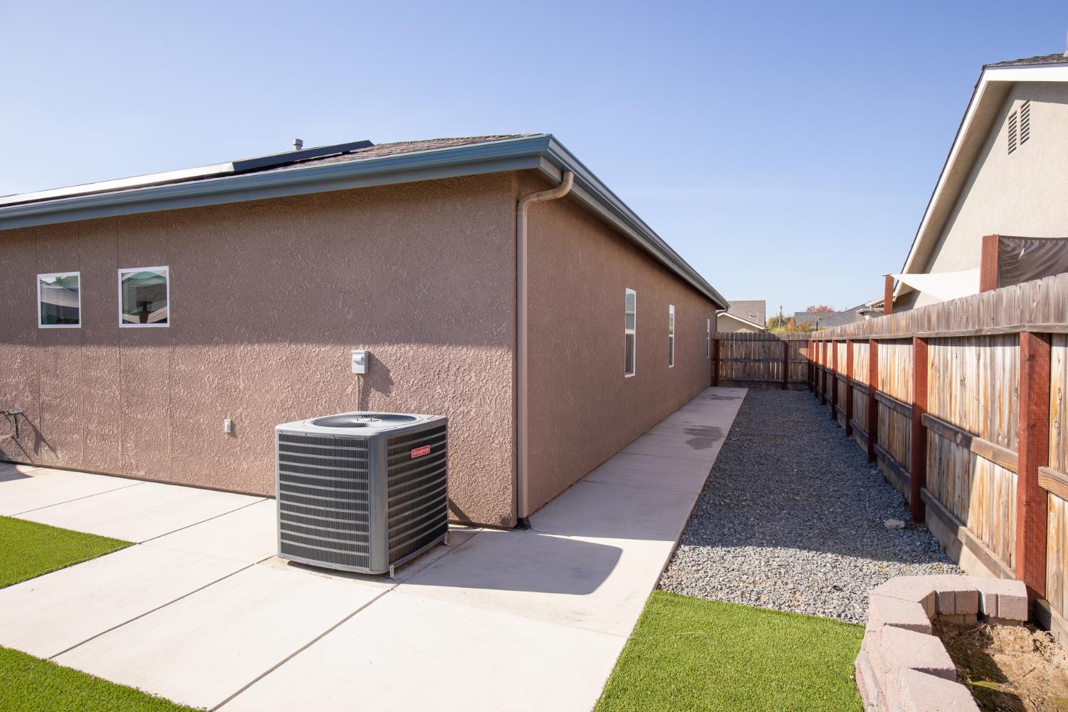 1374 Enns, Reedley, CA 93654