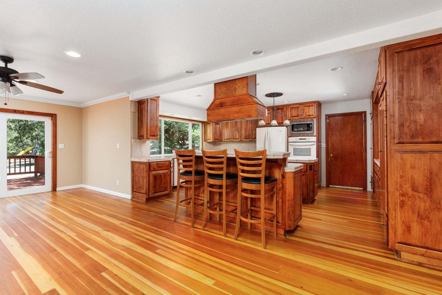 42361 Bald Mountain Rd, Auberry, CA 93602