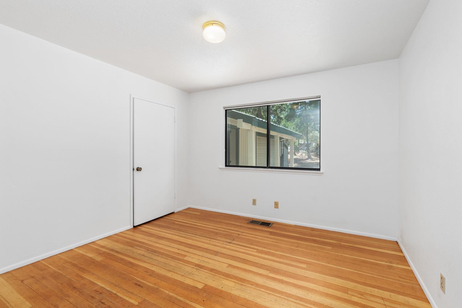 42361 Bald Mountain Rd, Auberry, CA 93602