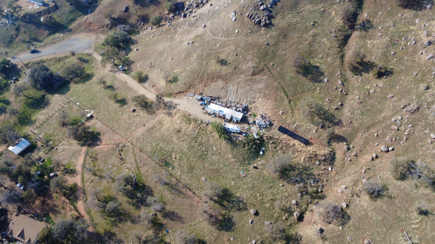 40885 Cornflower Ln, Yokuts Valley, CA 93675