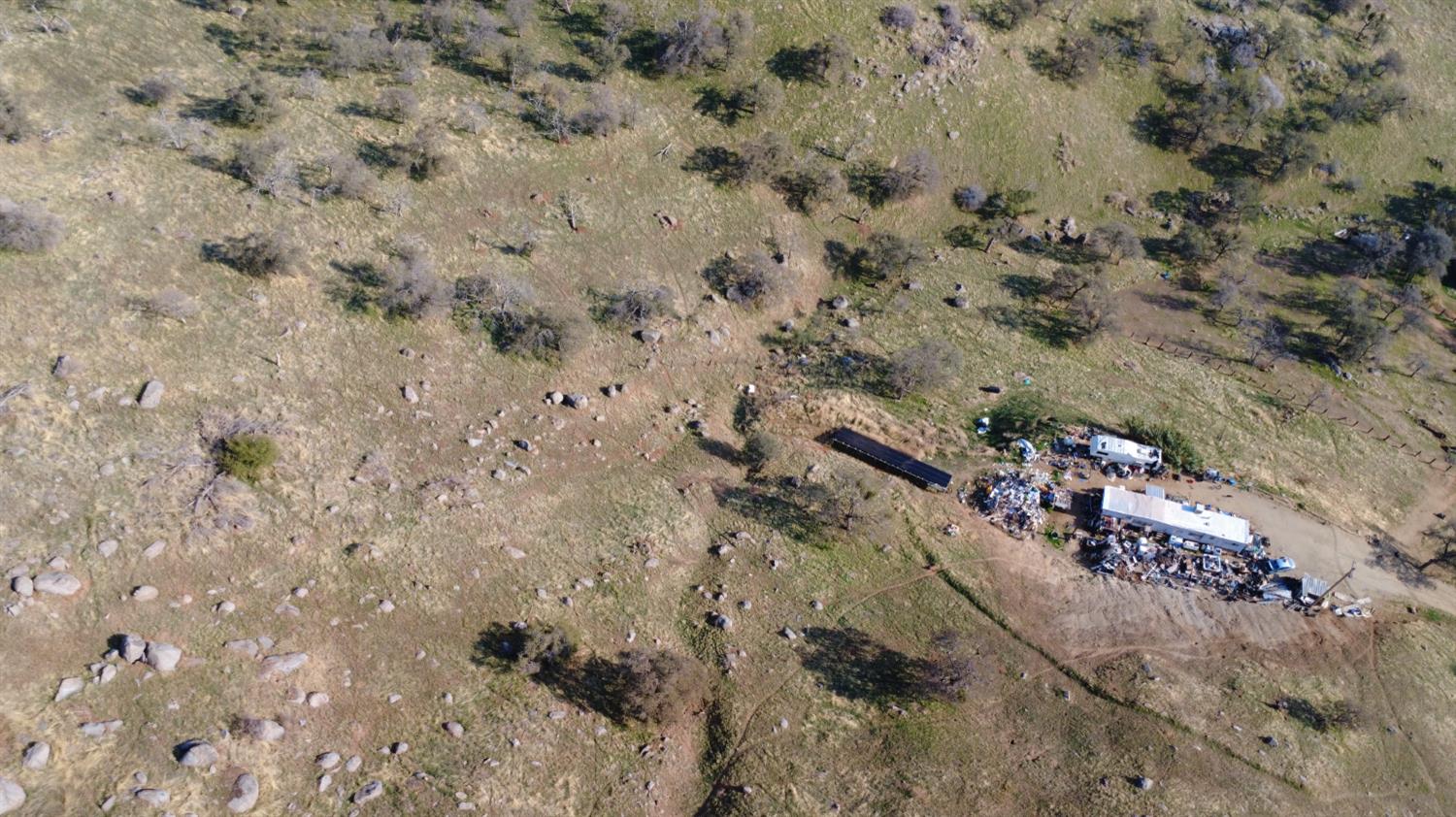 40885 Cornflower Ln, Yokuts Valley, CA 93675