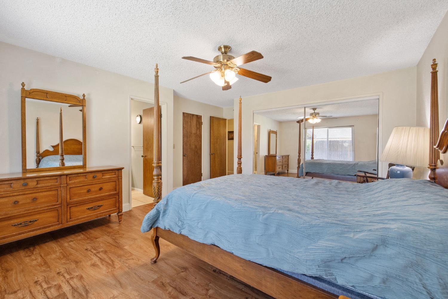 450 E Birch Ave, Hanford, CA 93230