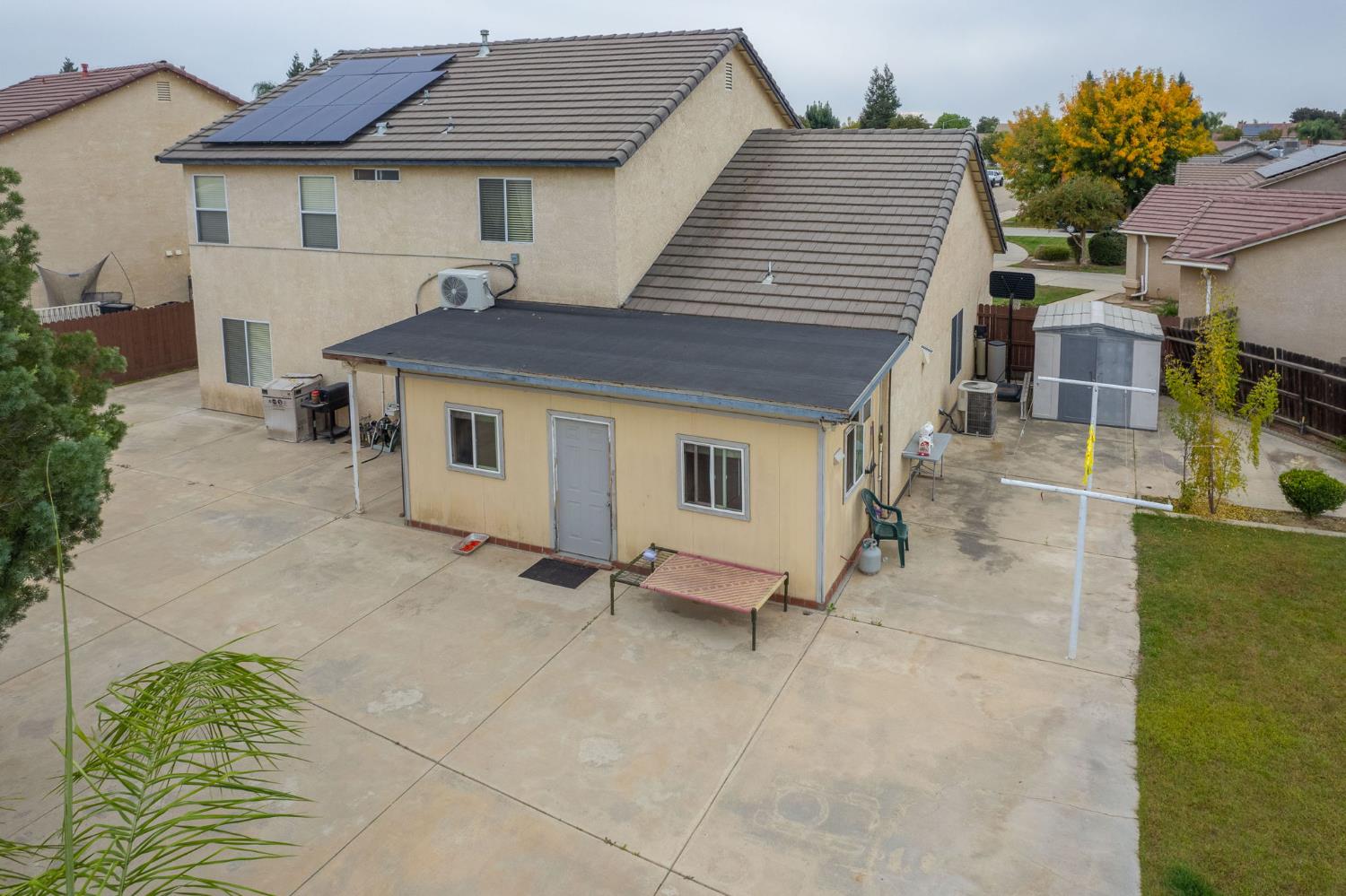 1002 Sequoia Ct, Fowler, CA 93625