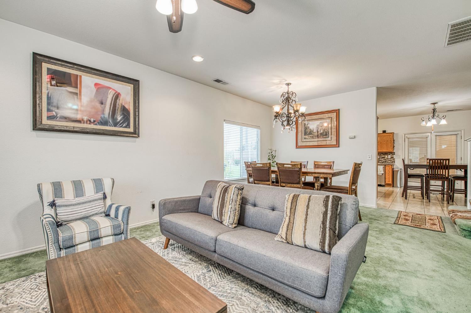 1002 Sequoia Ct, Fowler, CA 93625