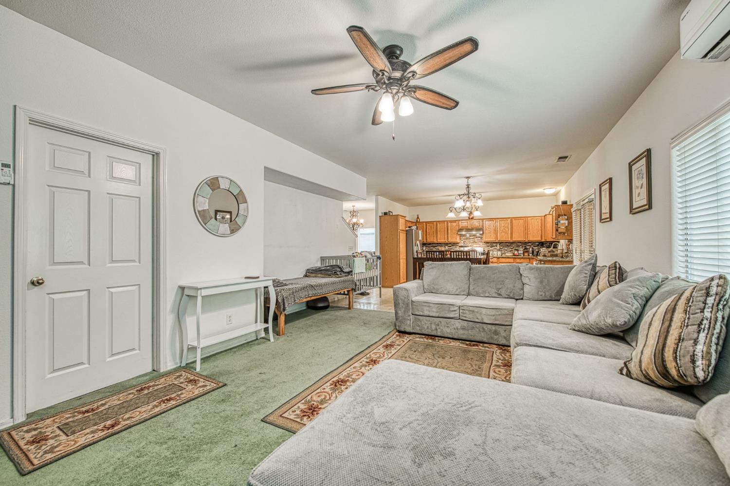 1002 Sequoia Ct, Fowler, CA 93625