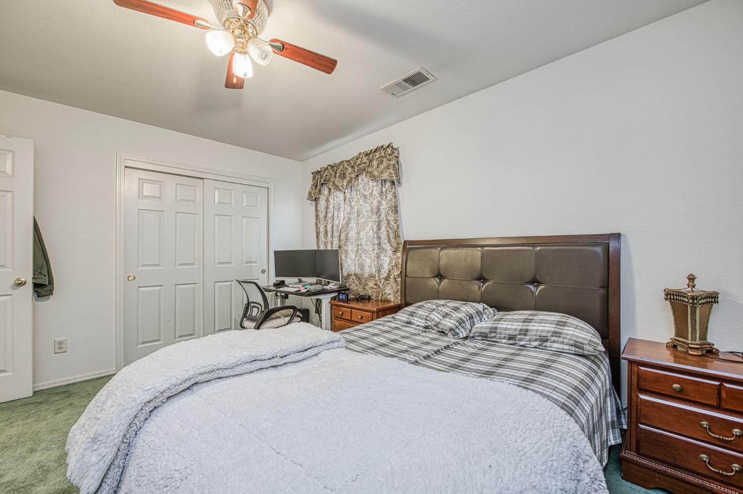 1002 Sequoia Ct, Fowler, CA 93625