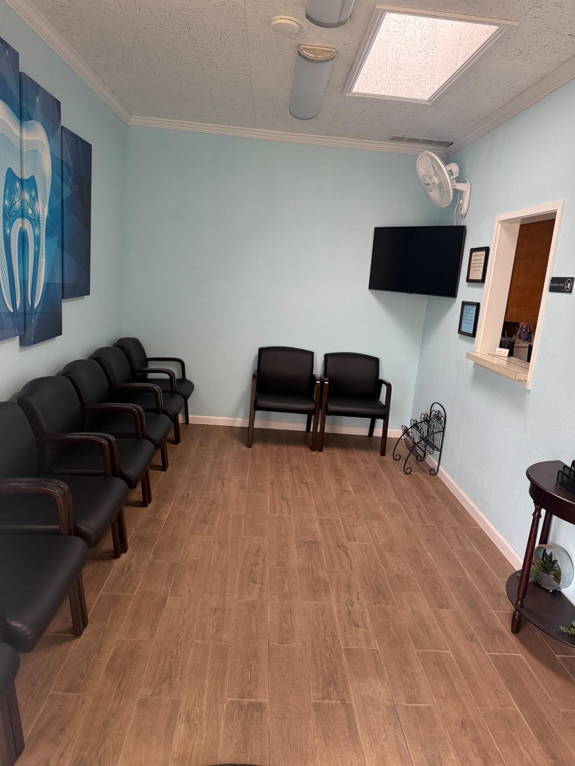 2051 N Fresno St, Fresno, CA 93703