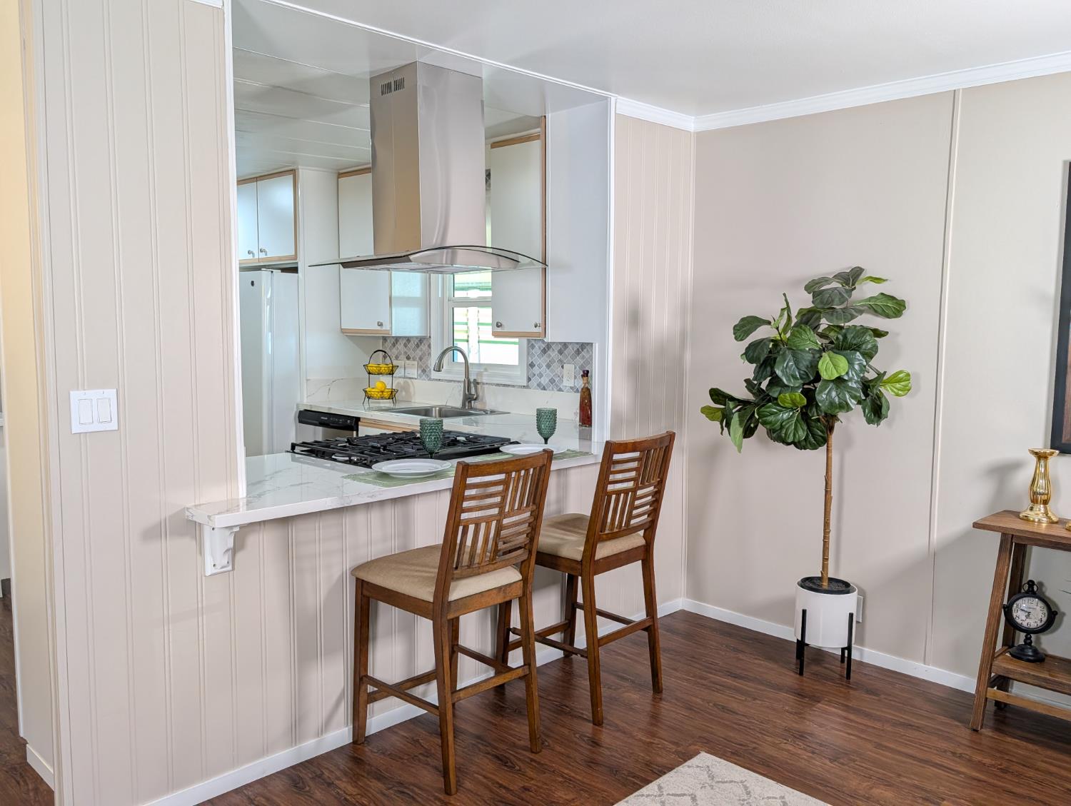 1001 Sylmar Ave #239, Clovis, CA 93612