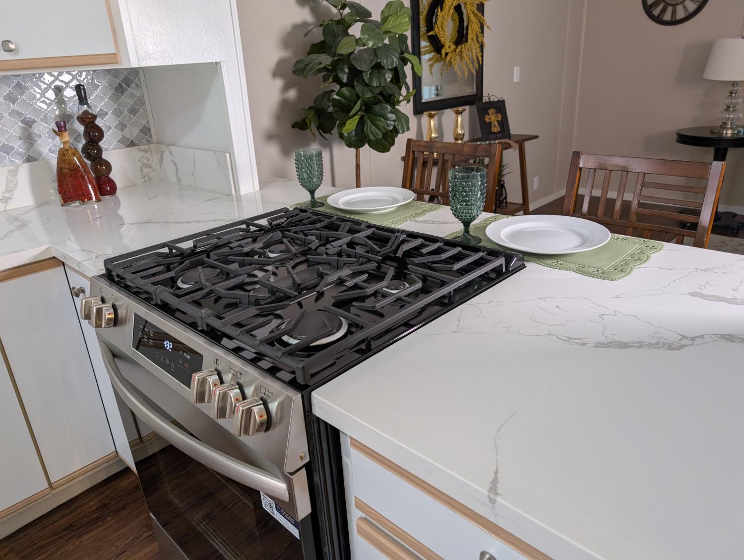 1001 Sylmar Ave #239, Clovis, CA 93612