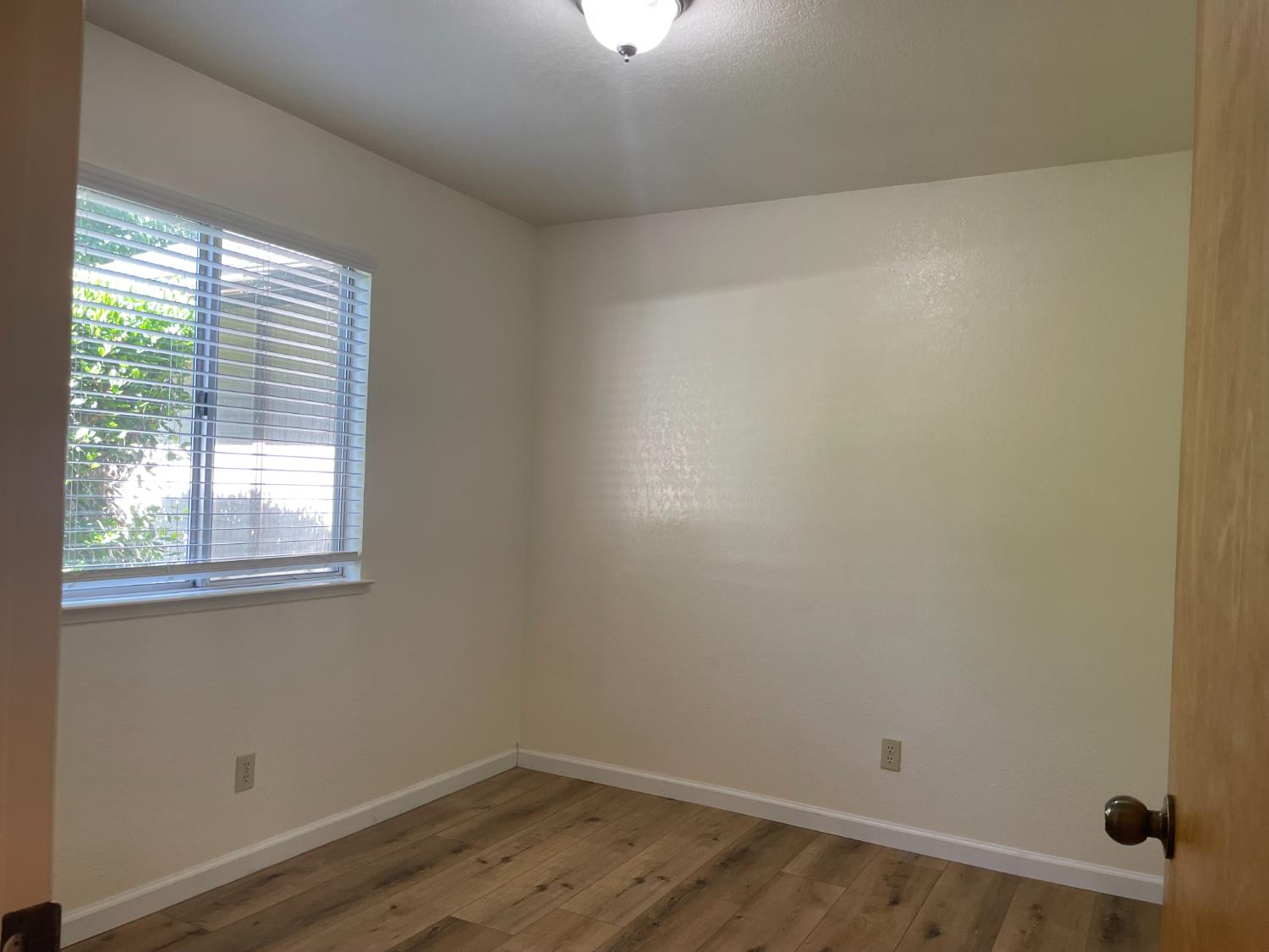 49400 River Park Rd #55, Oakhurst, CA 93644