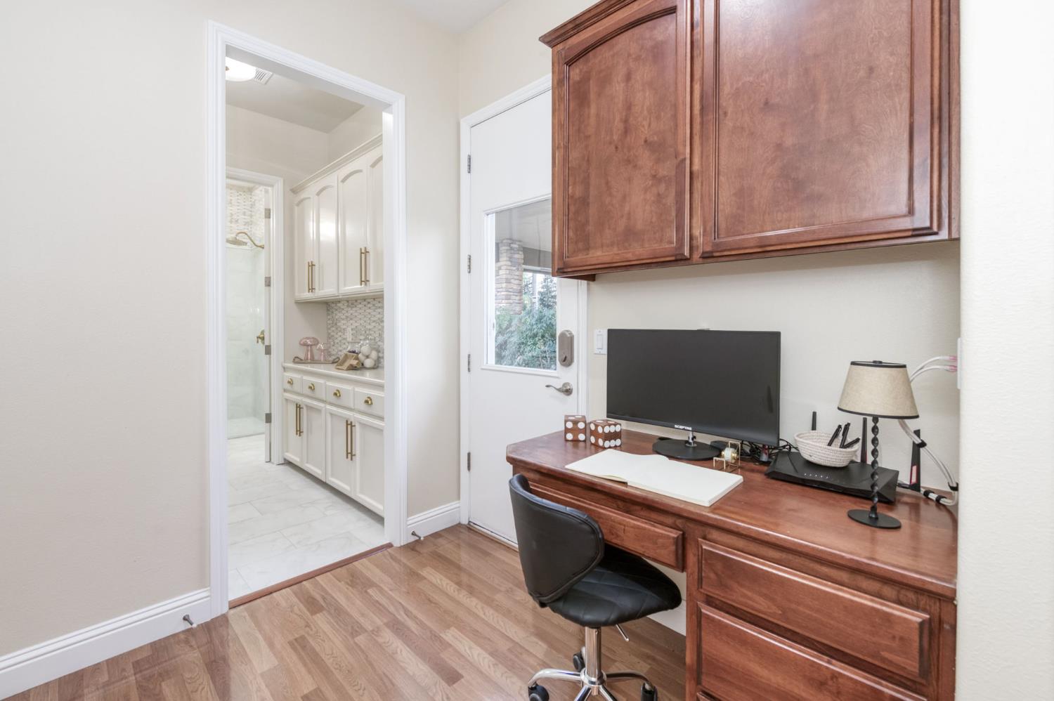 1565 S Indianola Ave, Sanger, CA 93657