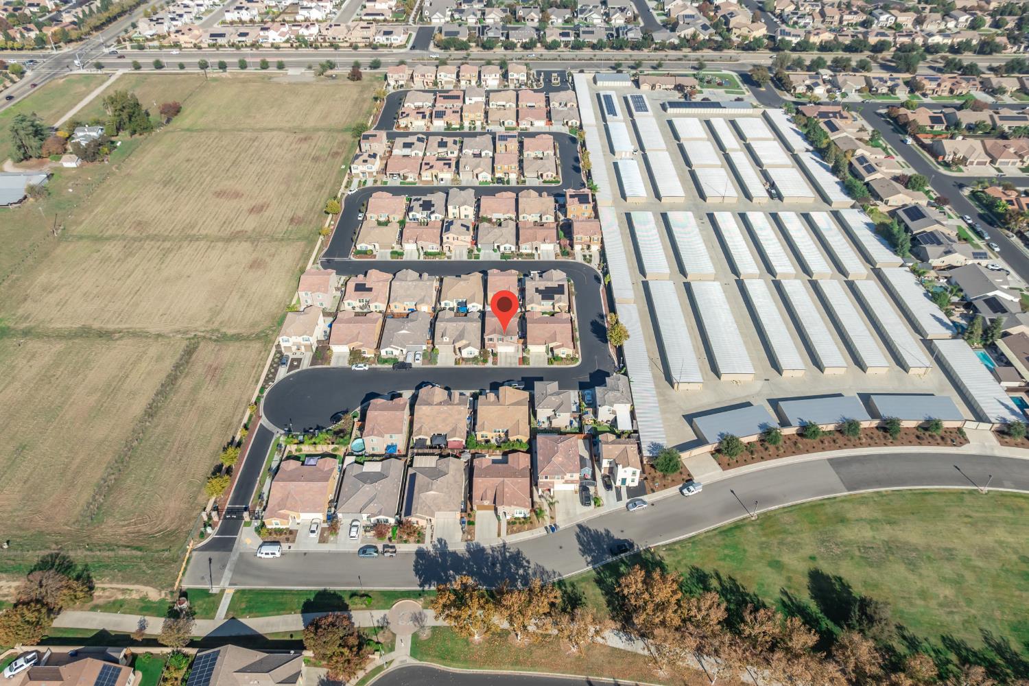 2449 Lombard Ln, Clovis, CA 93619